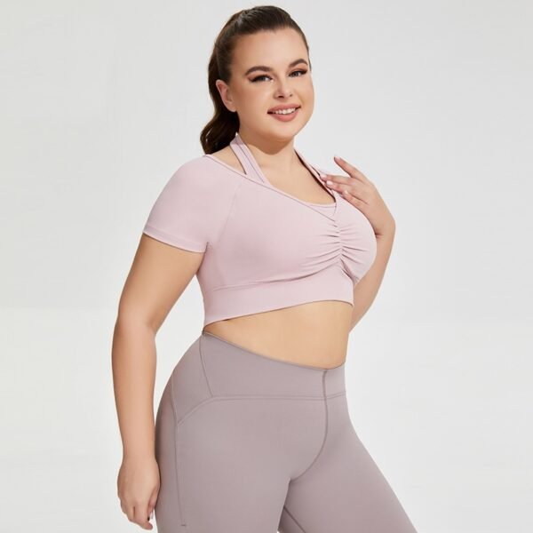 Seamless Plus-Size Halter Yoga Crop Top QHP001 - Image 2